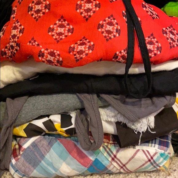 Mystery 5# box Junior sized clothing 10-15 items - Picture 2 of 8